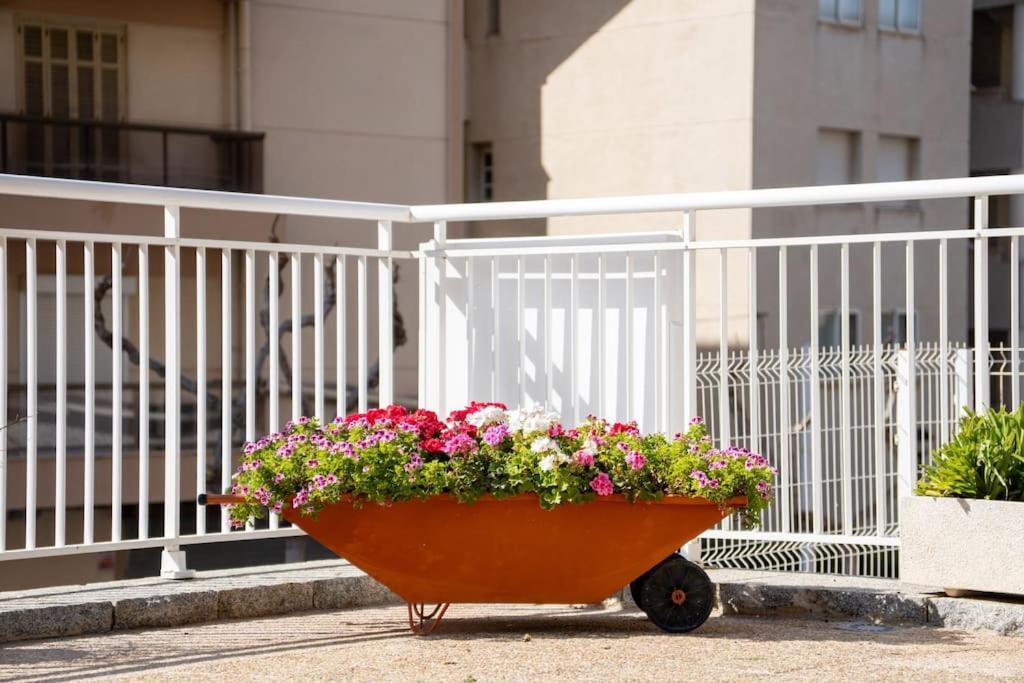 1ªlinea Mar-Piscina-Wifi-Portaventura-Luxury-Chill5 Apartment Salou Ngoại thất bức ảnh