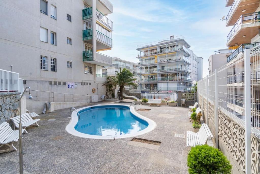 1ªlinea Mar-Piscina-Wifi-Portaventura-Luxury-Chill5 Apartment Salou Ngoại thất bức ảnh