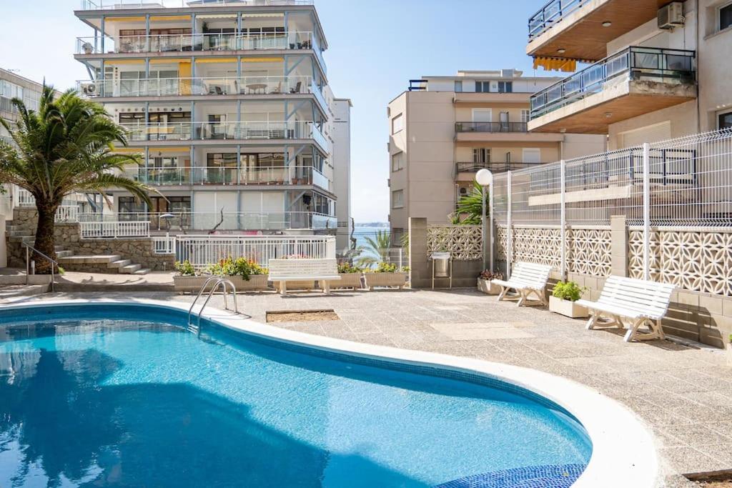 1ªlinea Mar-Piscina-Wifi-Portaventura-Luxury-Chill5 Apartment Salou Ngoại thất bức ảnh