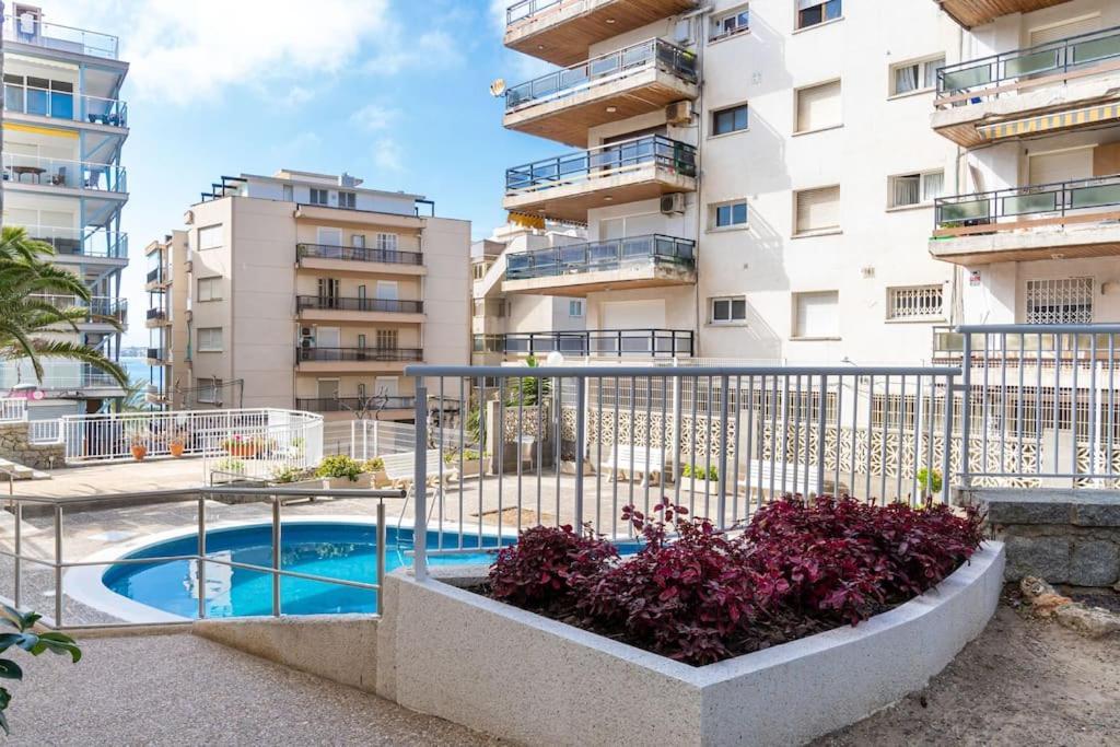 1ªlinea Mar-Piscina-Wifi-Portaventura-Luxury-Chill5 Apartment Salou Ngoại thất bức ảnh
