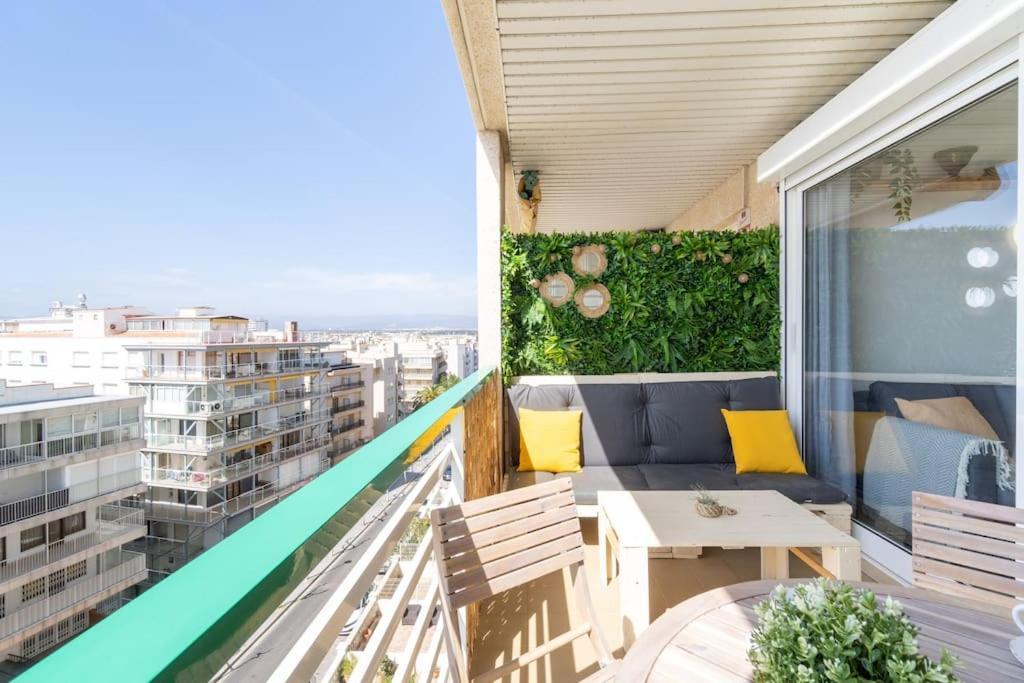 1ªlinea Mar-Piscina-Wifi-Portaventura-Luxury-Chill5 Apartment Salou Ngoại thất bức ảnh