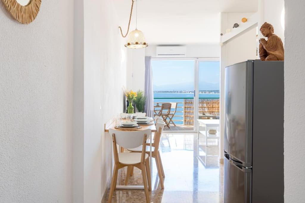 1ªlinea Mar-Piscina-Wifi-Portaventura-Luxury-Chill5 Apartment Salou Ngoại thất bức ảnh